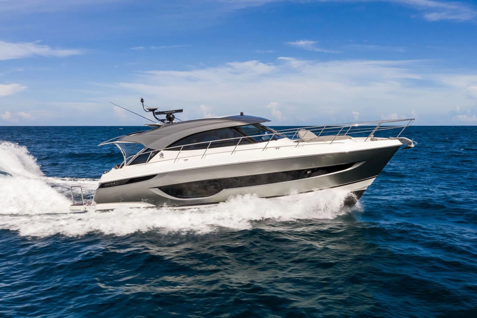 2026 Riviera 4600 Sport Yacht Platinum Edition - photo 1 of 57