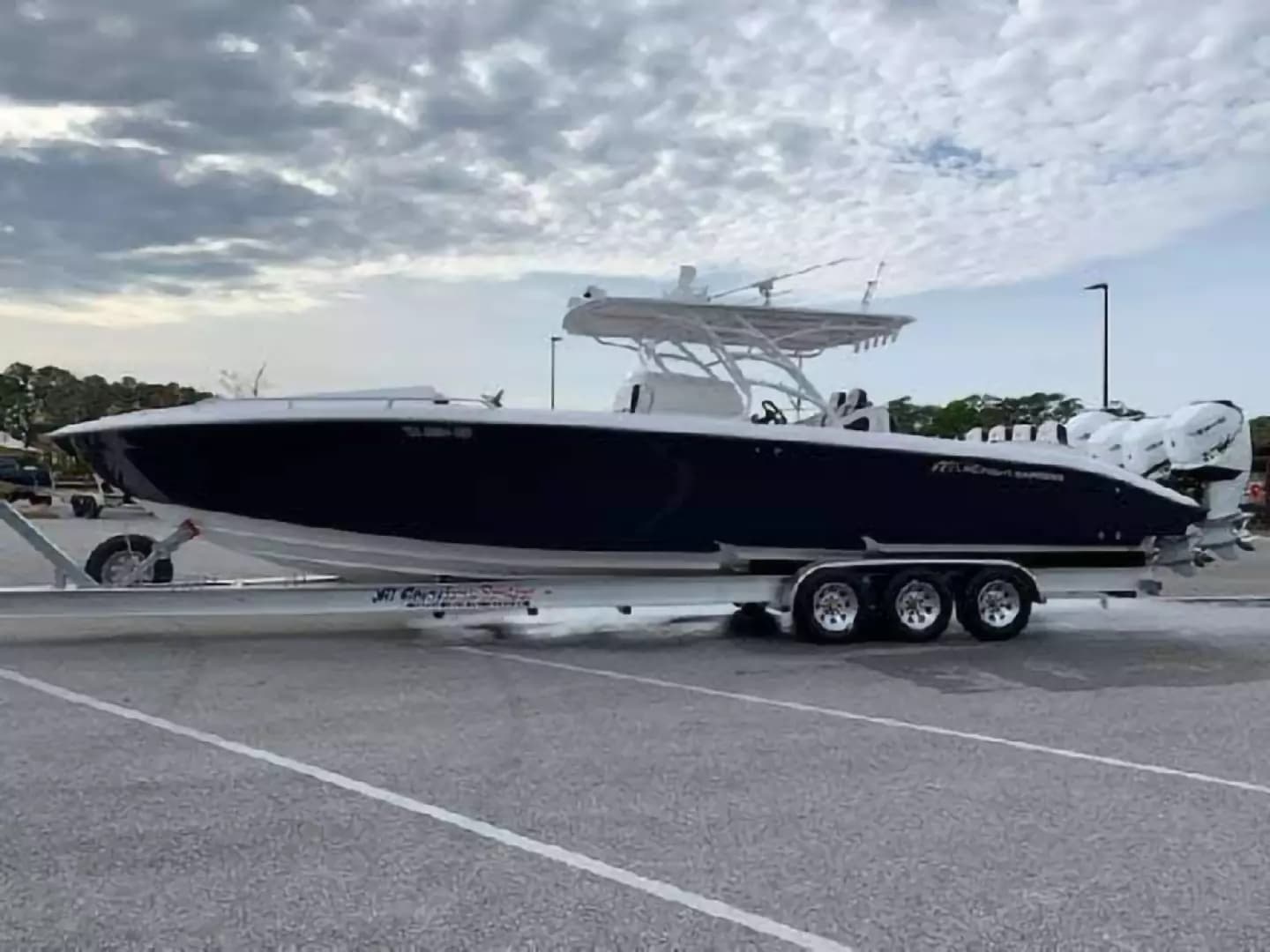2019 Midnight Express 39 Cuddy - photo 1 of 26