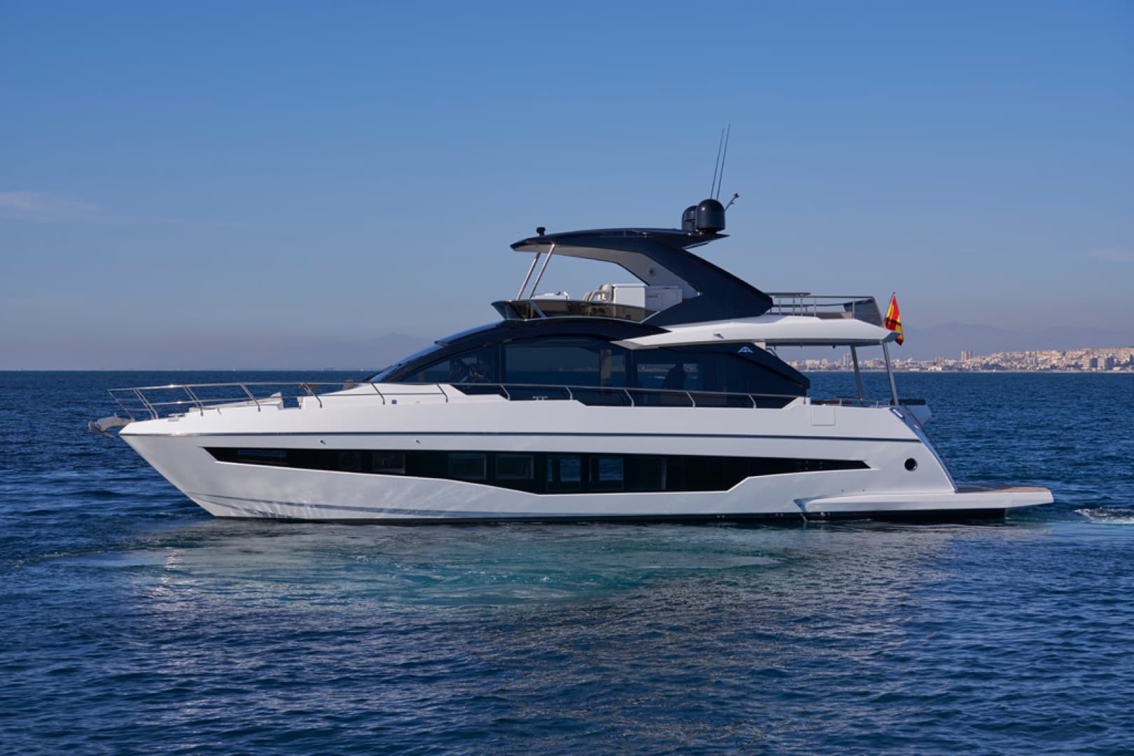 2021 Astondoa 66 Flybridge
