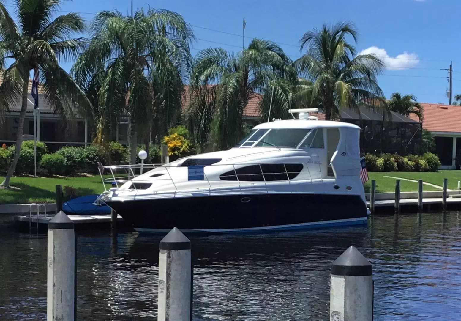 2005 Sea Ray 40 Motor Yacht - photo 1 of 31