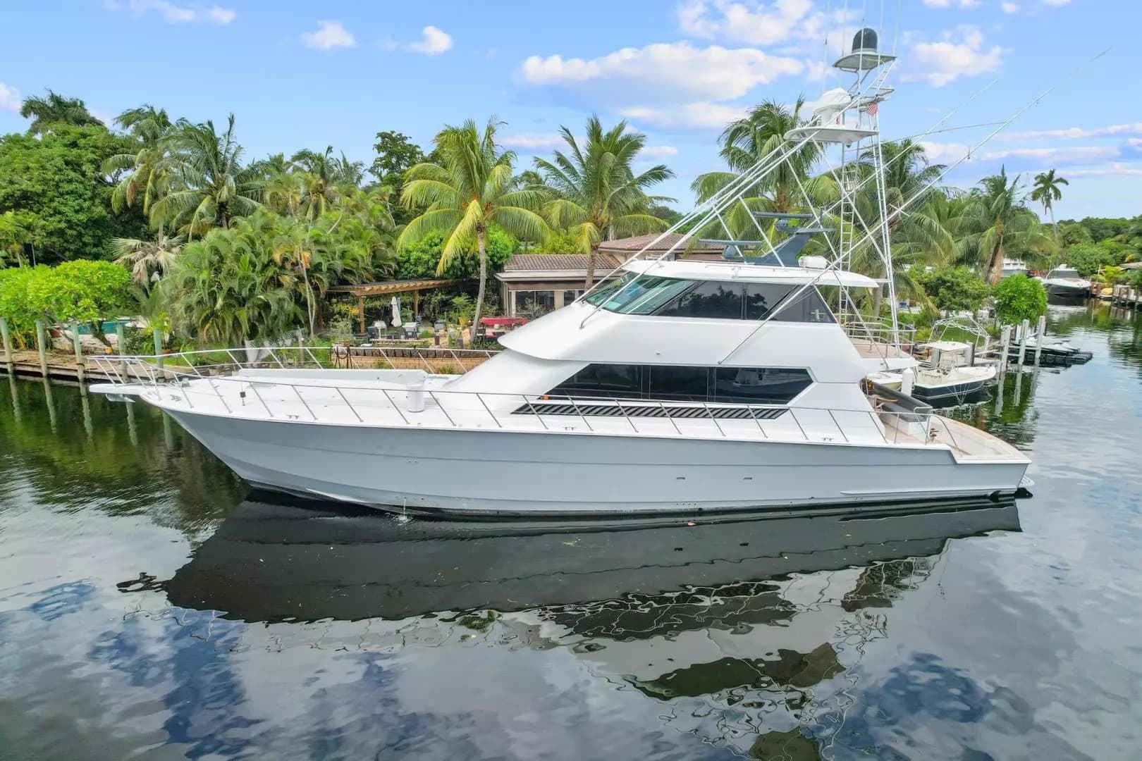 1998 Hatteras 82 Convertible - photo 1 of 67