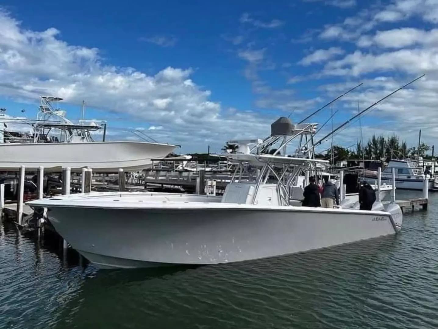 2022 SeaHunter 39 - photo 1 of 19