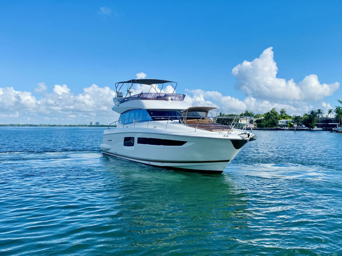 2015 Prestige 500 - photo 1 of 84