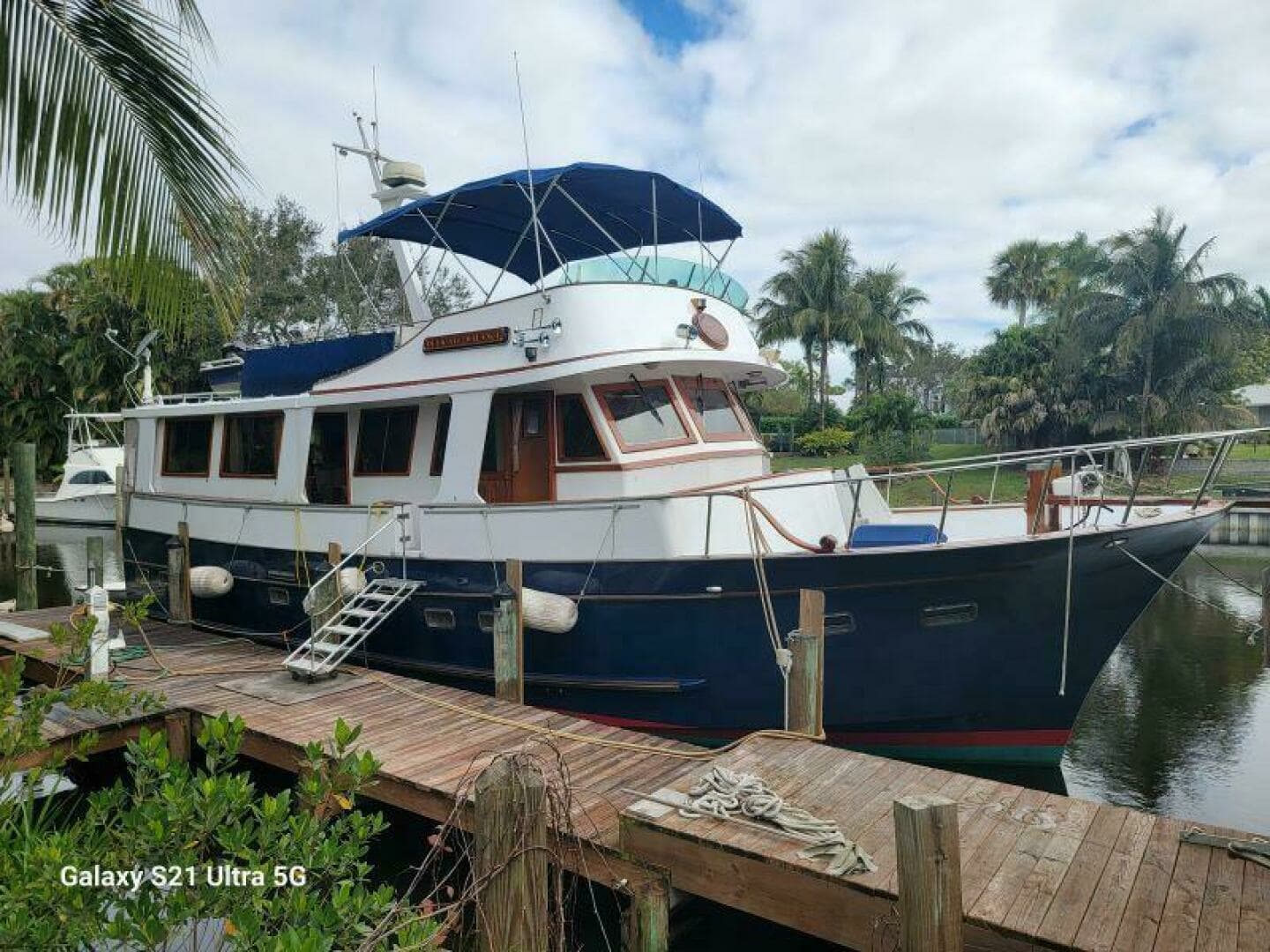 1987 Marine Trader Wide Body - photo 1 of 128