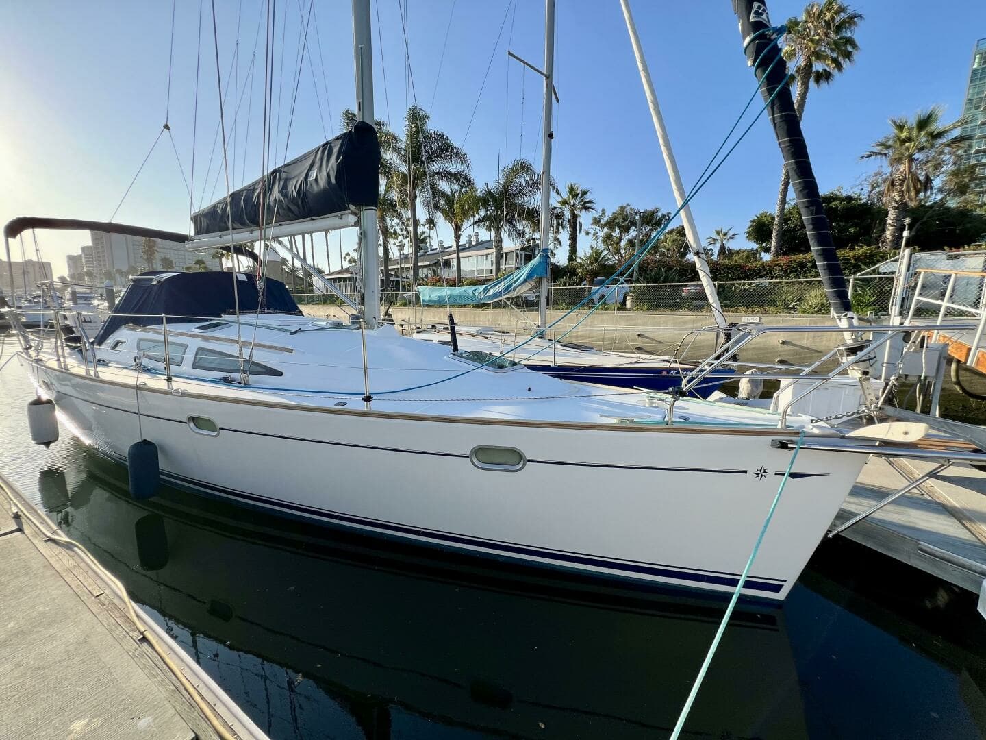 2005 Jeanneau Sun Odyssey 35 - photo 1 of 75