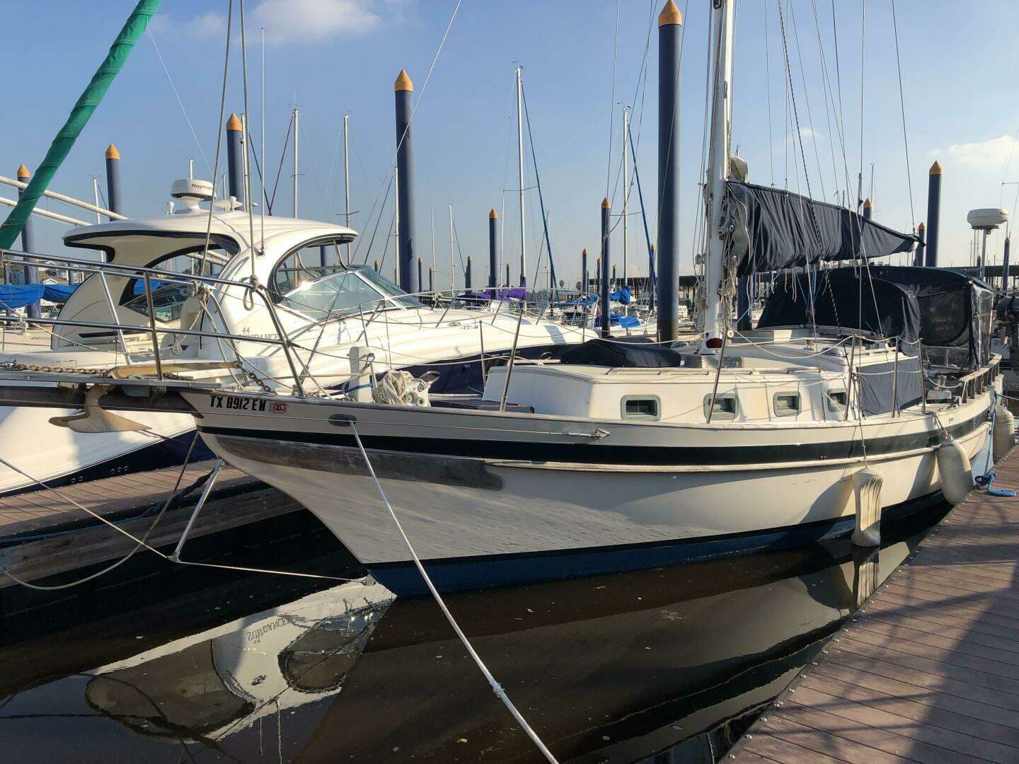 1987 Tayana Mariner 36 - photo 1 of 42