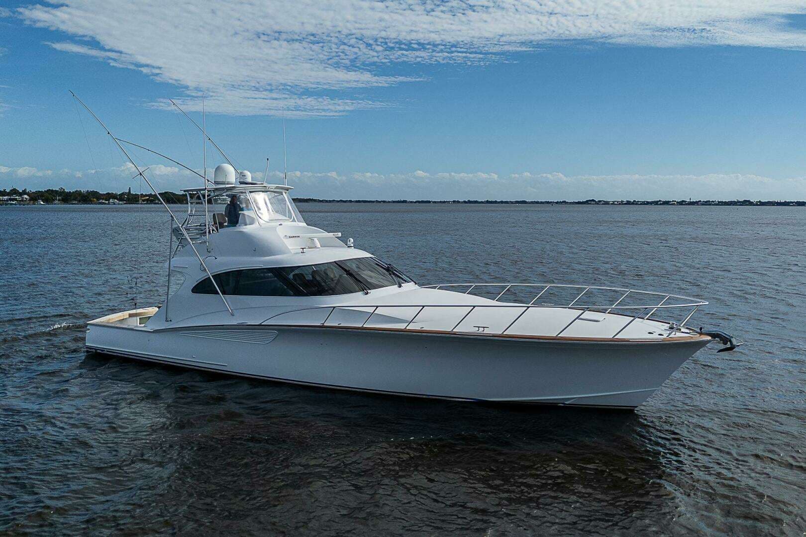 2017 F&S Cusotm Express Sportfish - photo 1 of 66