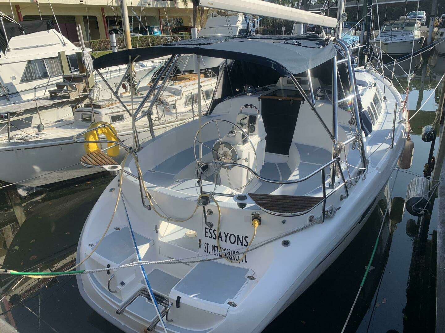 2001 Hunter 340 - photo 1 of 26