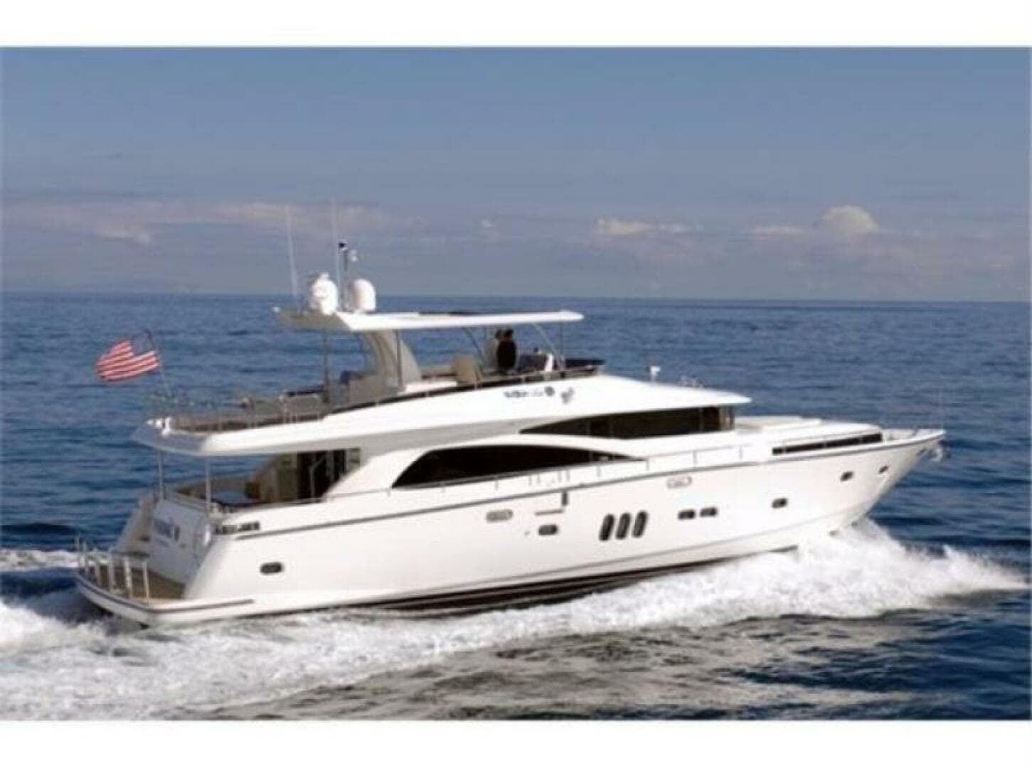 2027 Johnson Flybridge w/Hydraulic Platform