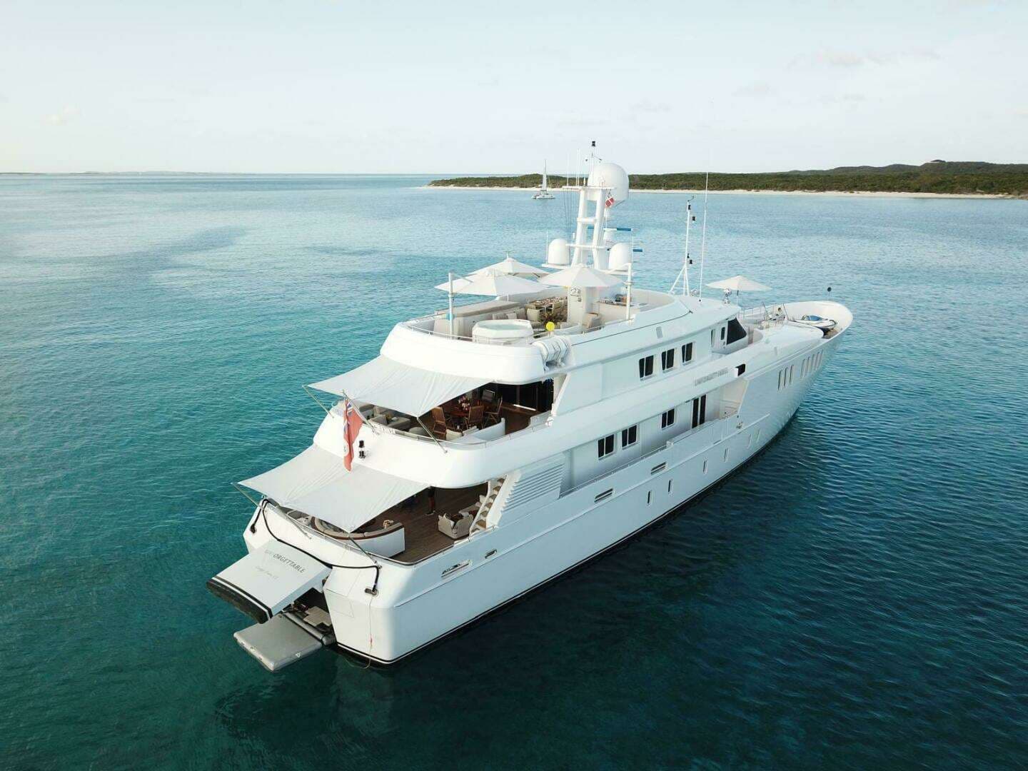 2003 Royal Denship Motor Yacht - photo 1 of 34