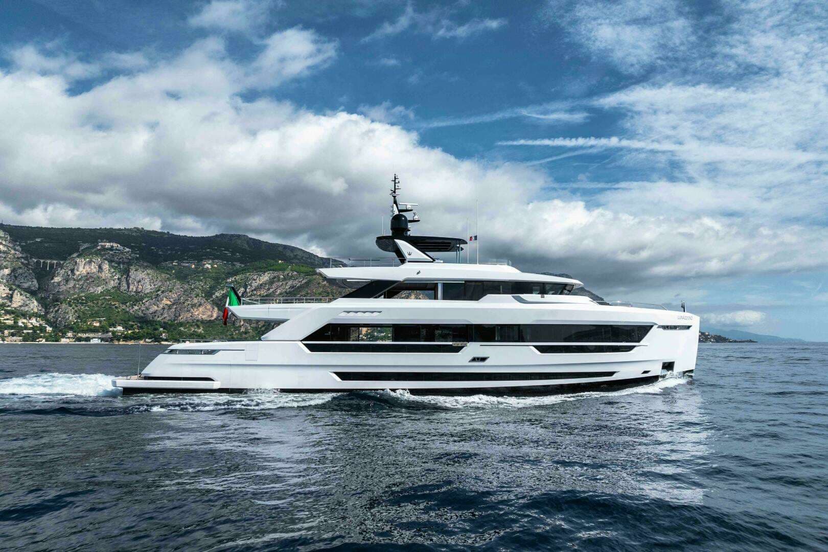 2028 Ocean King DUCALE 120 - photo 1 of 44