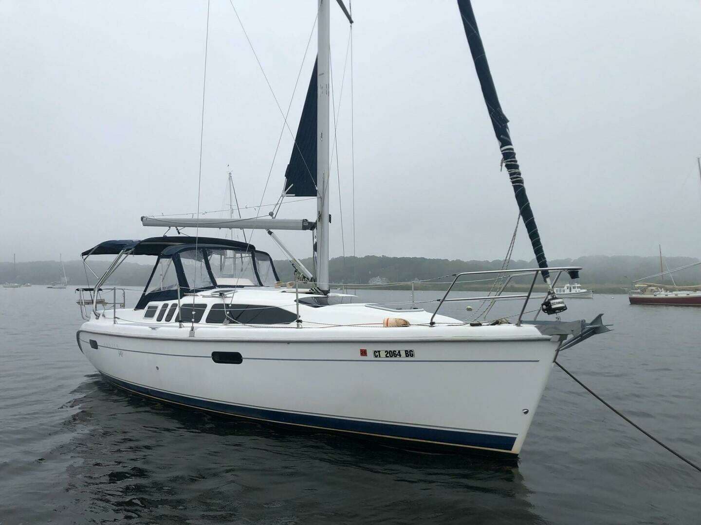 2001 Hunter 340 - photo 1 of 31
