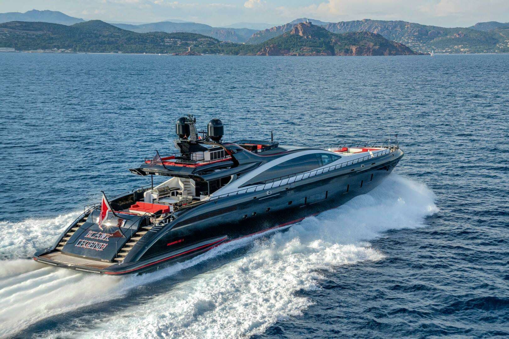 2017 Overmarine Mangusta 165 E - photo 1 of 48