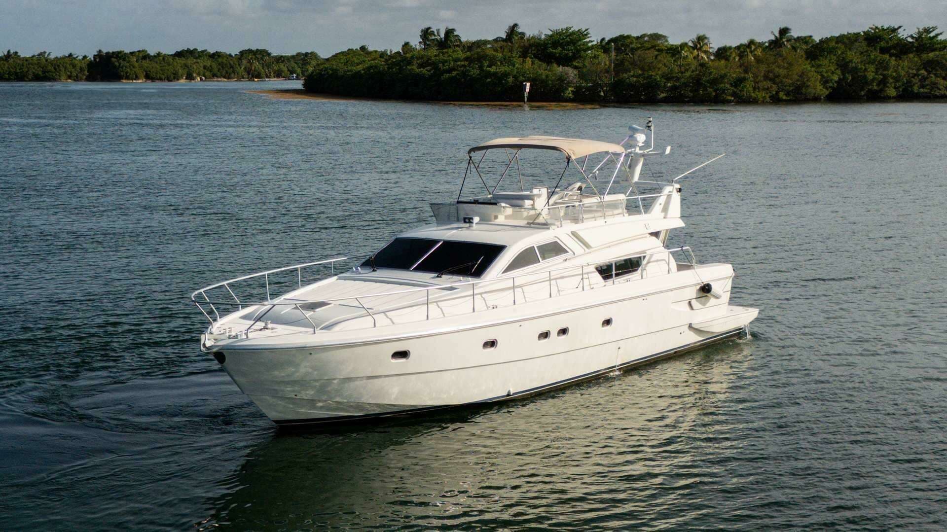 1998 Ferretti Yachts 55 Motor Yacht - photo 1 of 22