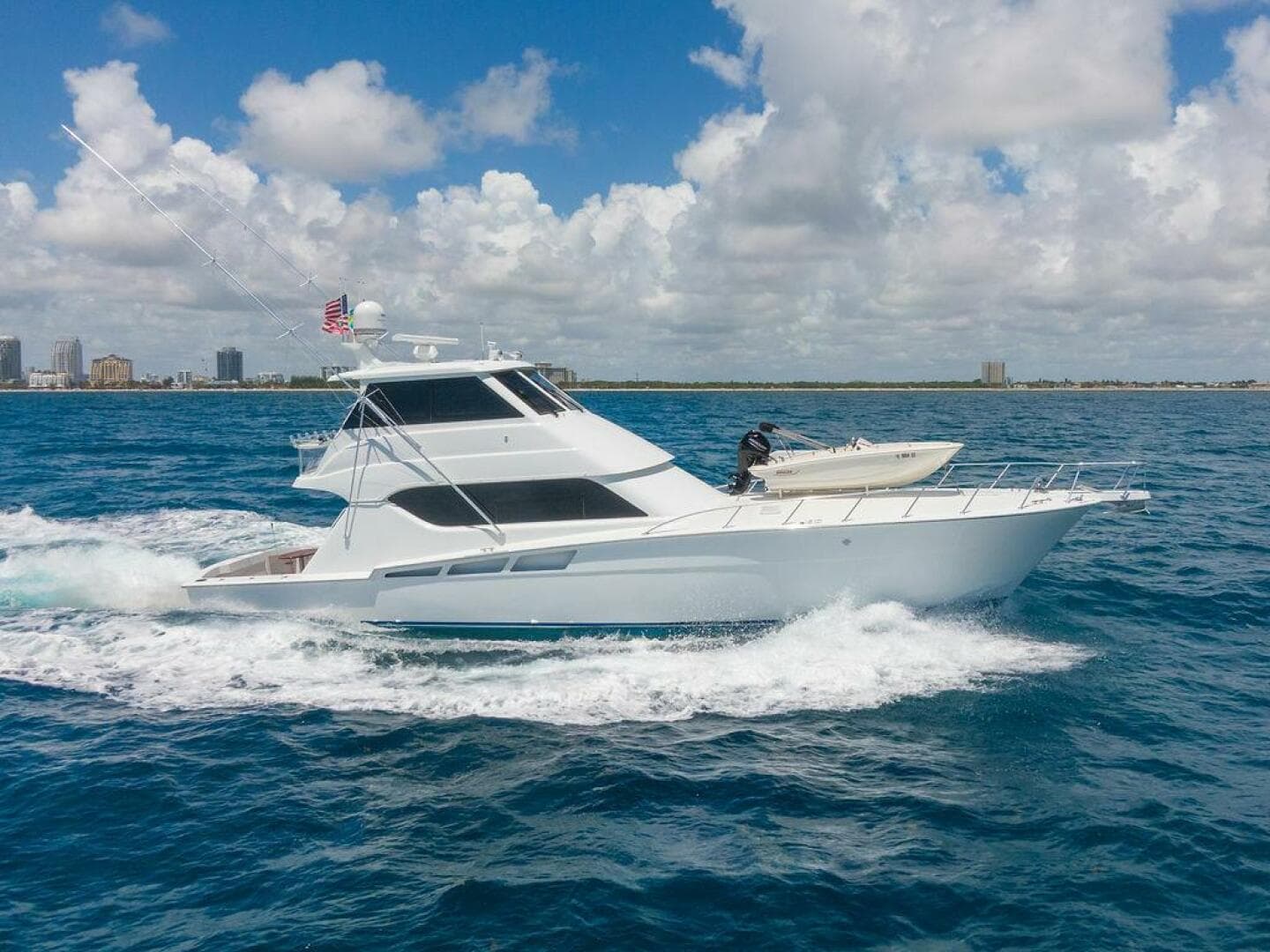 2005 Hatteras Enclosed Bridge