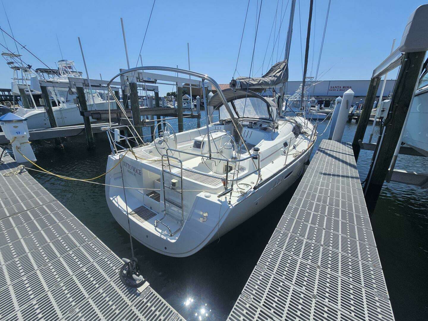 2009 Beneteau Cyclades 43.3 - photo 1 of 32