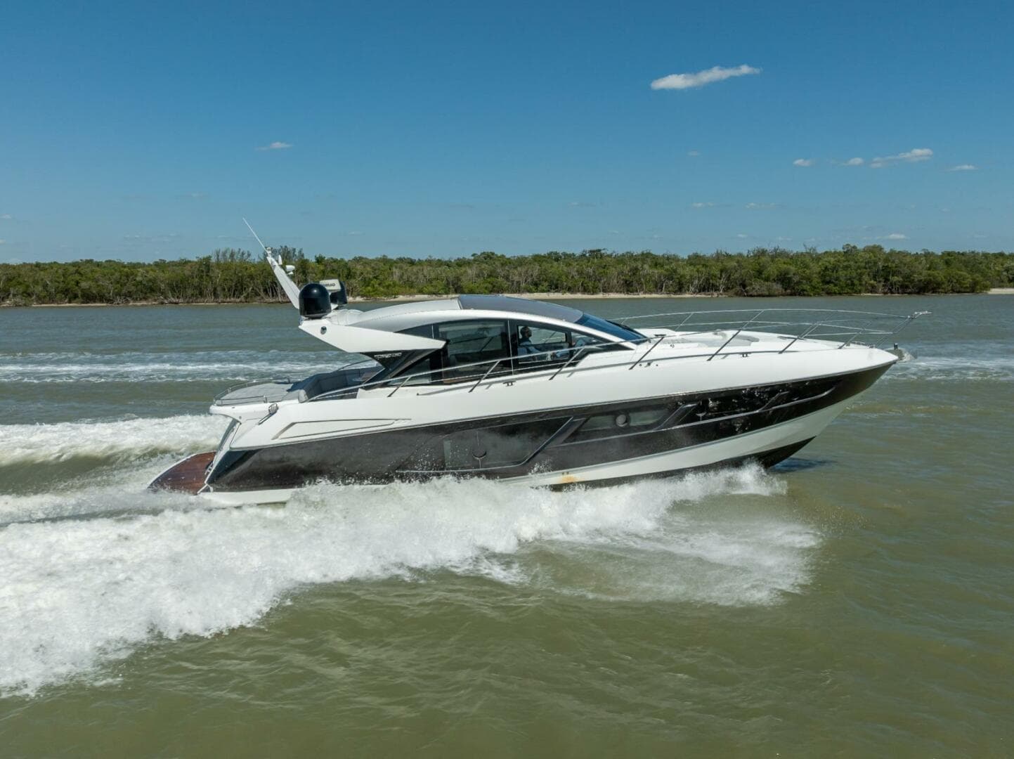 2018 Sunseeker Predator 57 - photo 1 of 30