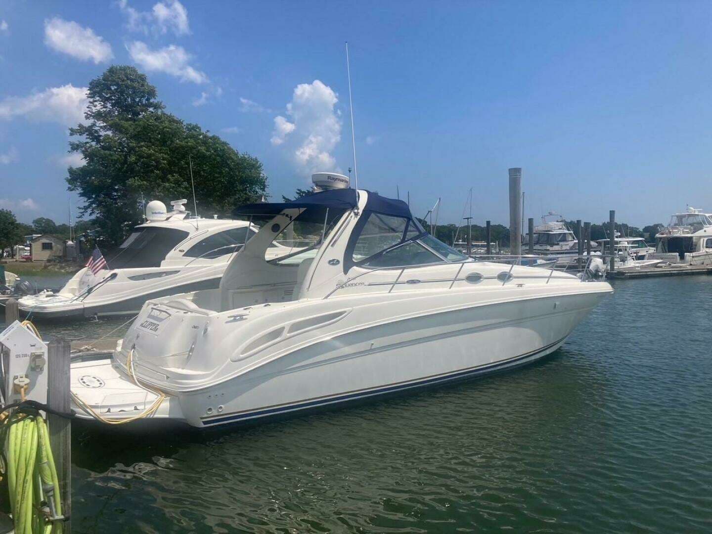 2002 Sea Ray 360 Sundancer - photo 1 of 44