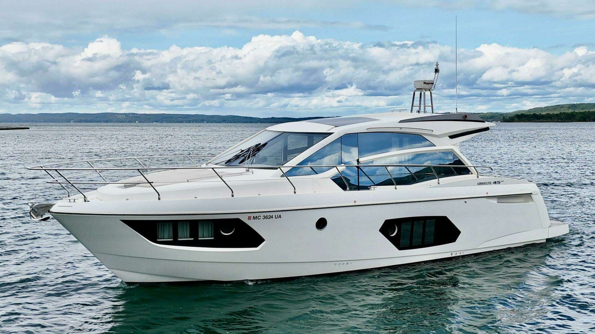 2016 Absolute 45 Sport Yacht - photo 1 of 105