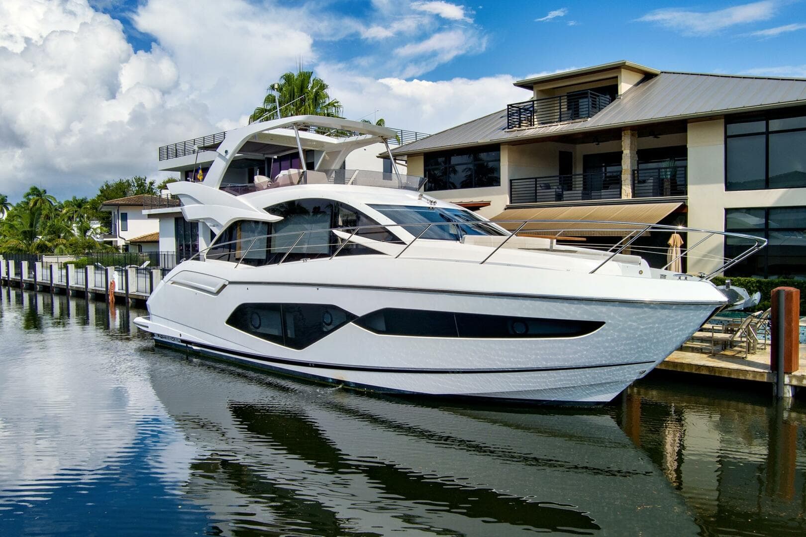 2020 Sunseeker Manhattan 52 - photo 1 of 30