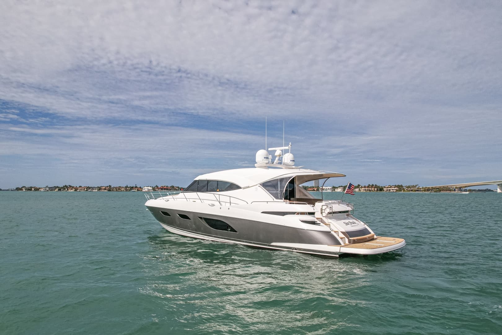 2015 Riviera Sport Yacht