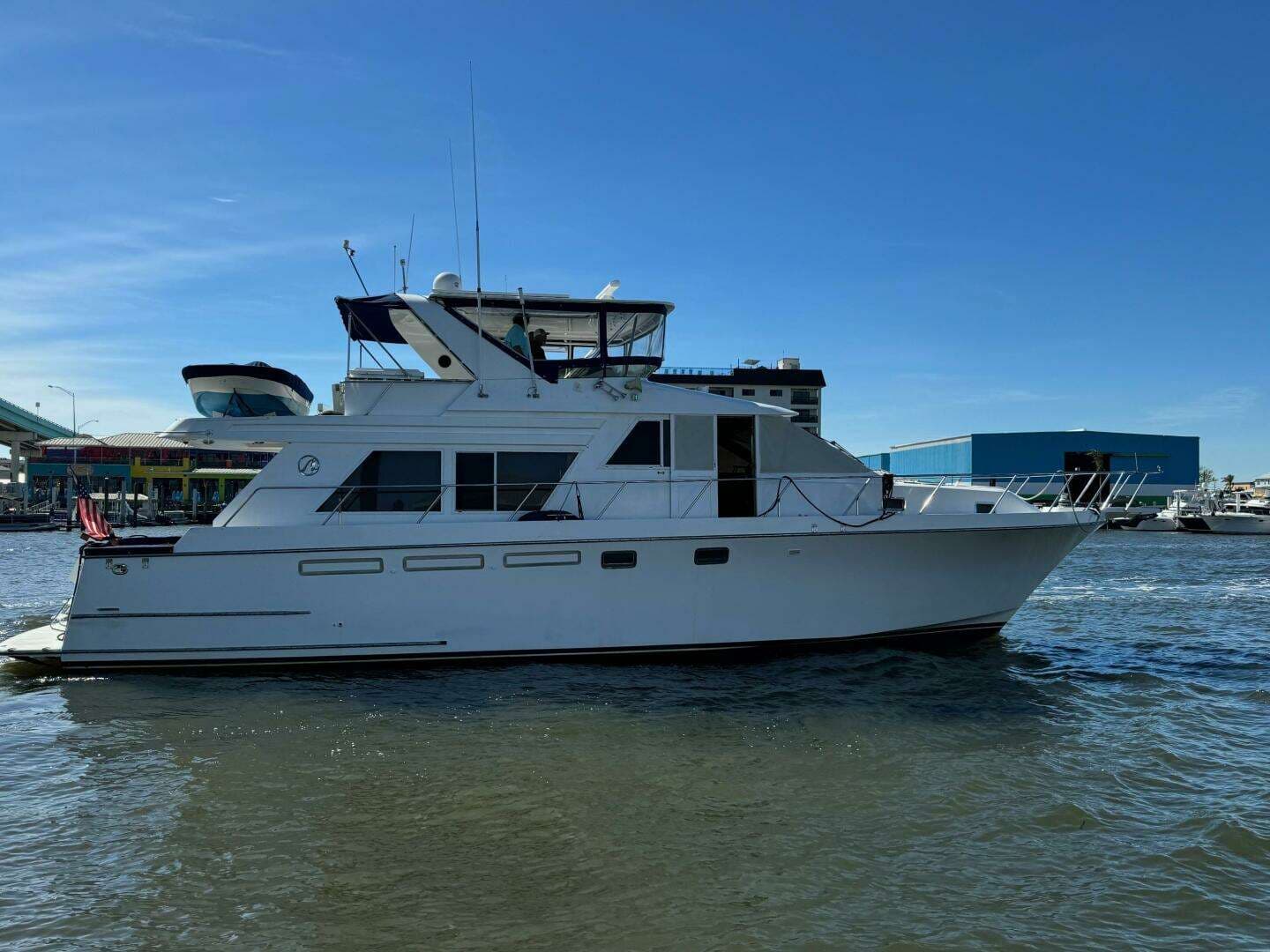 1996 Ocean Alexander 548 Pilothouse