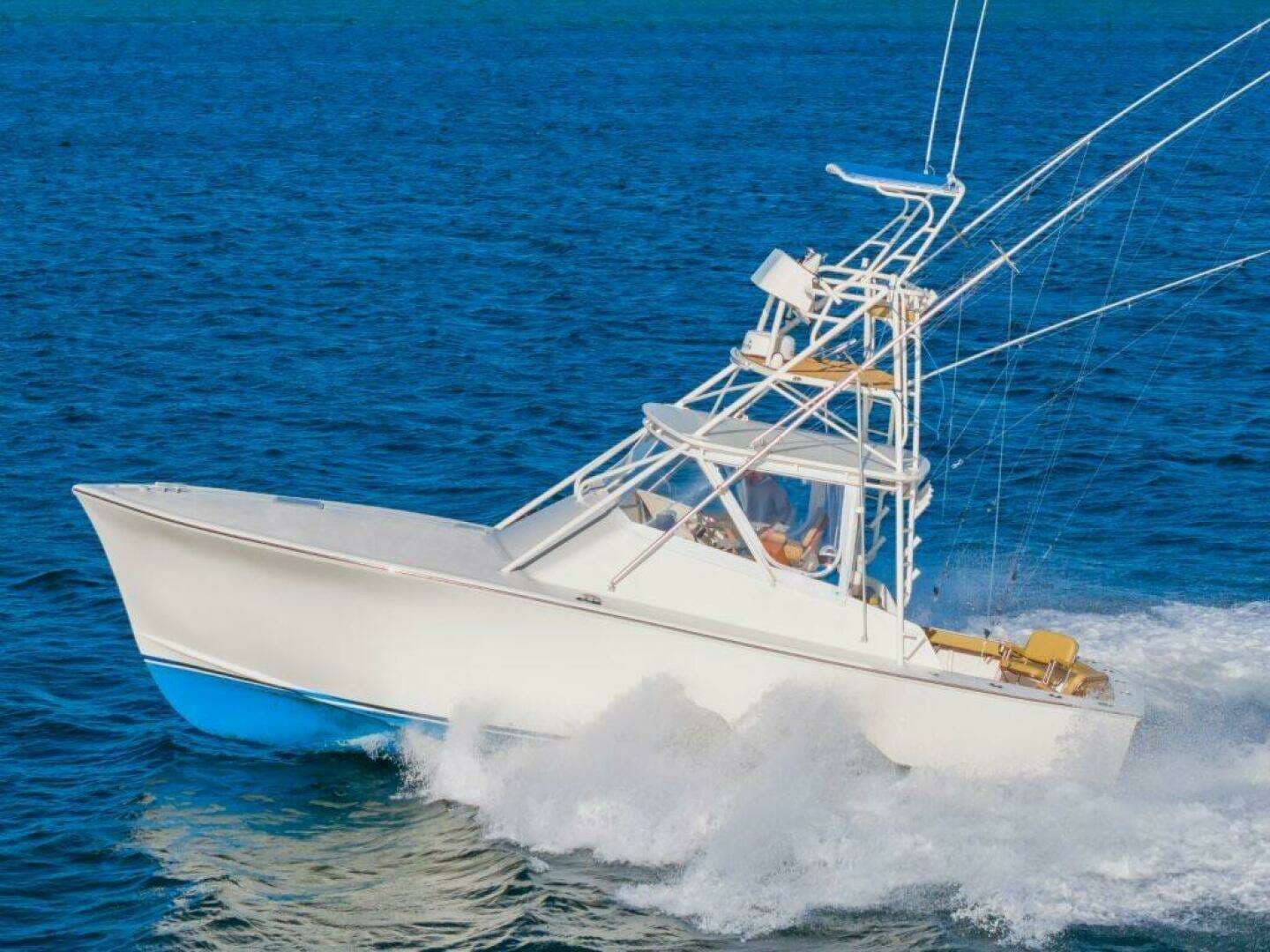 1987 Custom Carolina Island Boatworks 34 Express - photo 1 of 31