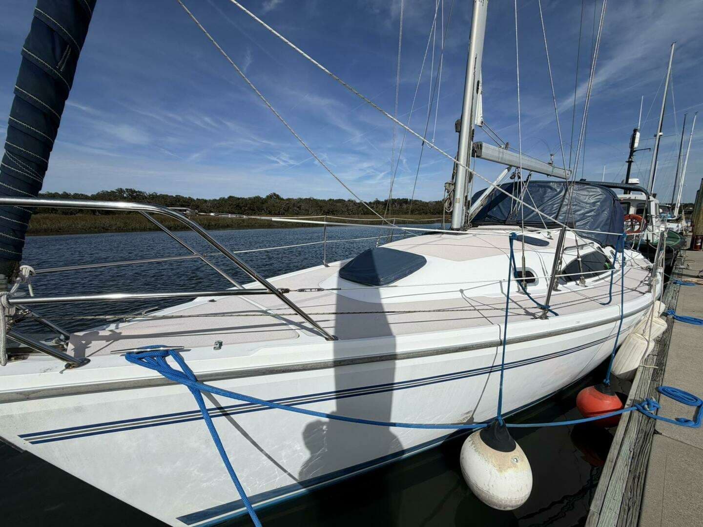 2010 Catalina 309 - photo 1 of 95