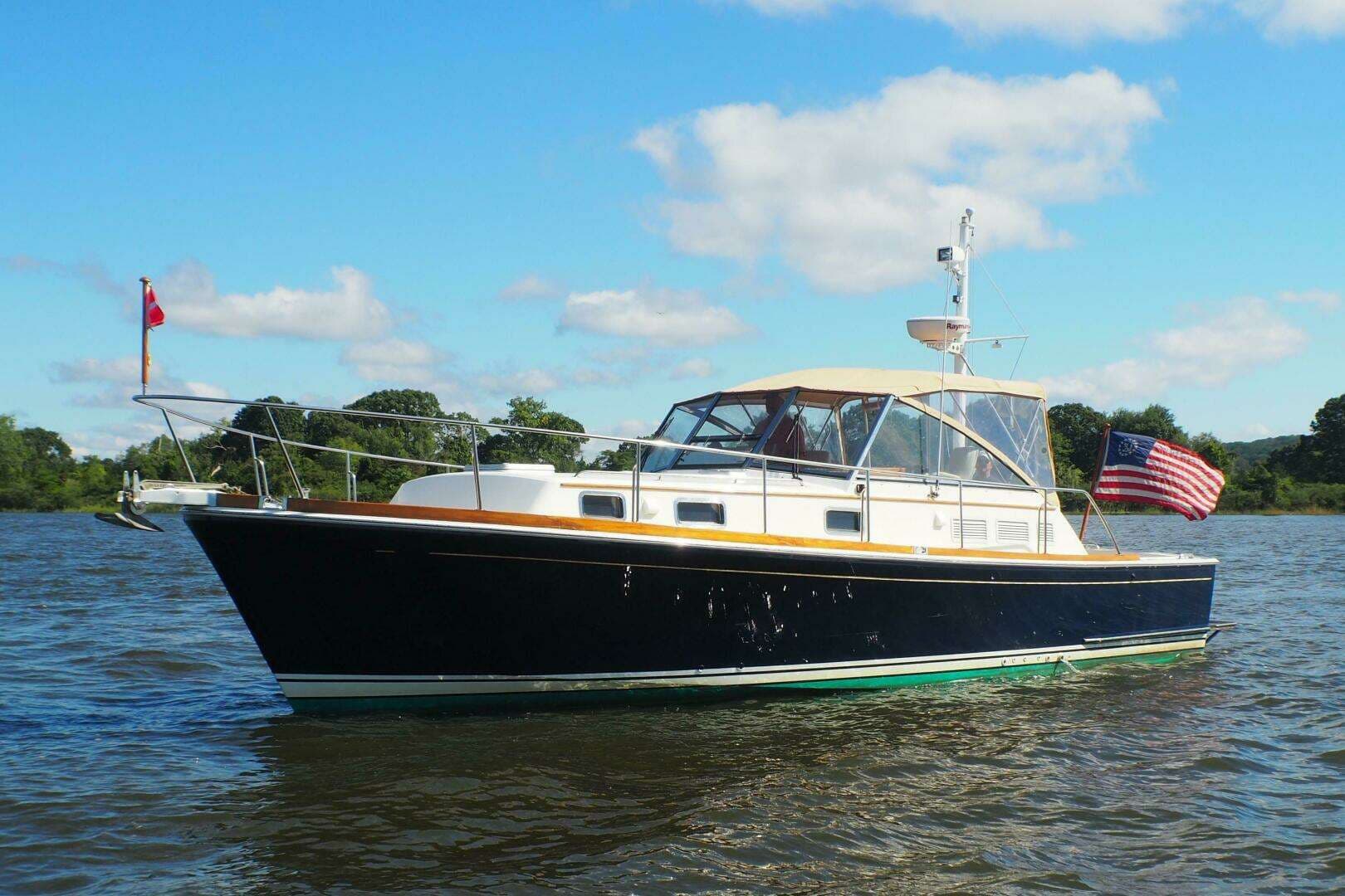 1995 Grand Banks 38 Eastbay EX - photo 1 of 37