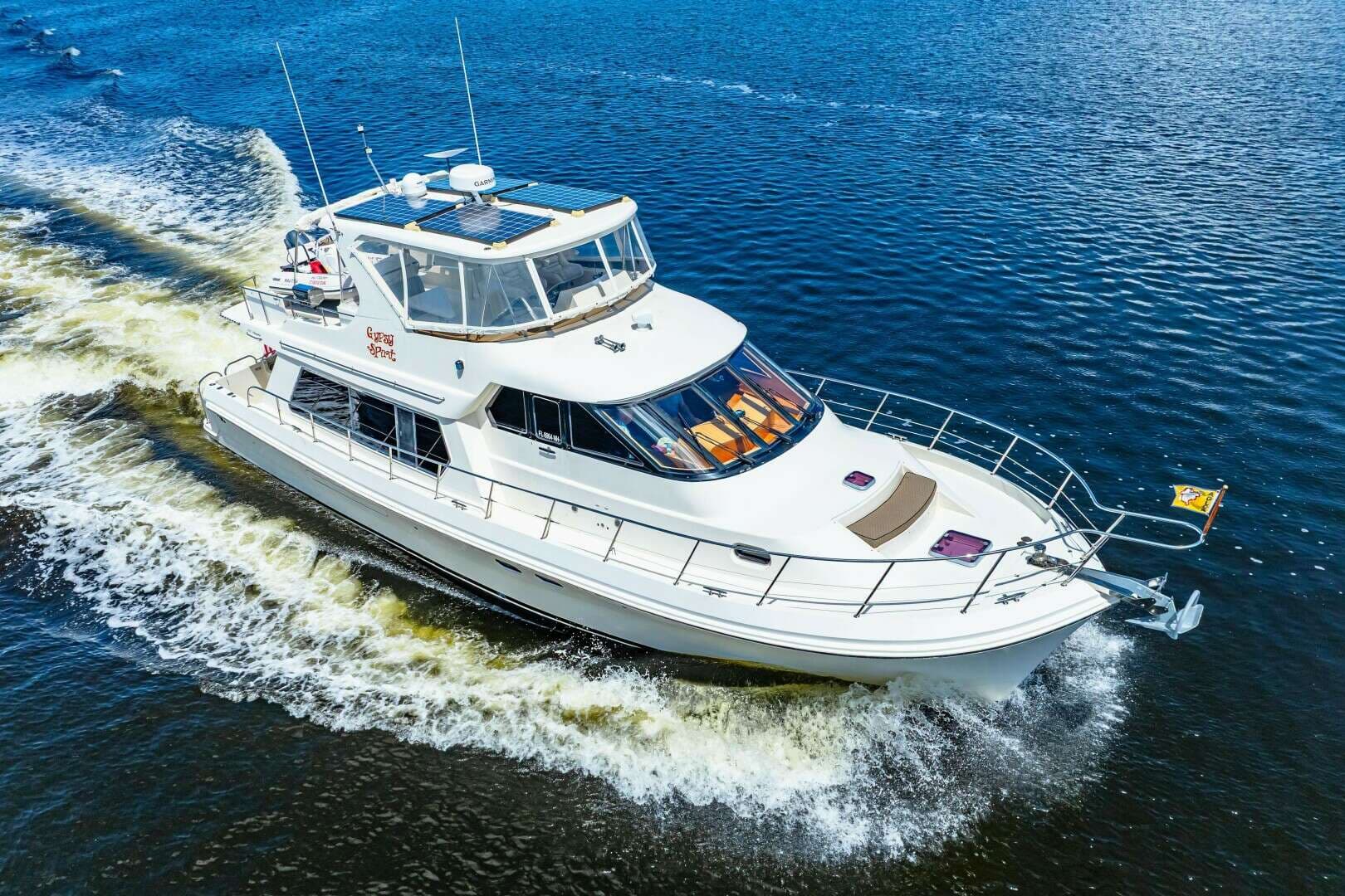 2007 Hampton 558 Pilothouse - photo 1 of 24