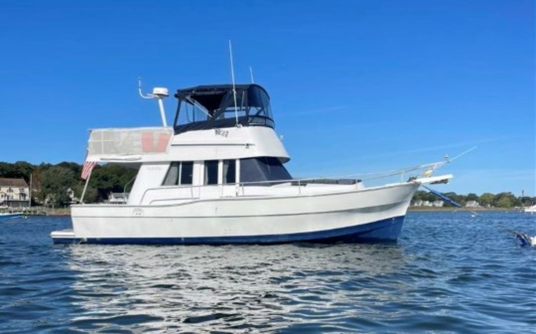 1998 Mainship 350 Trawler - photo 1 of 38