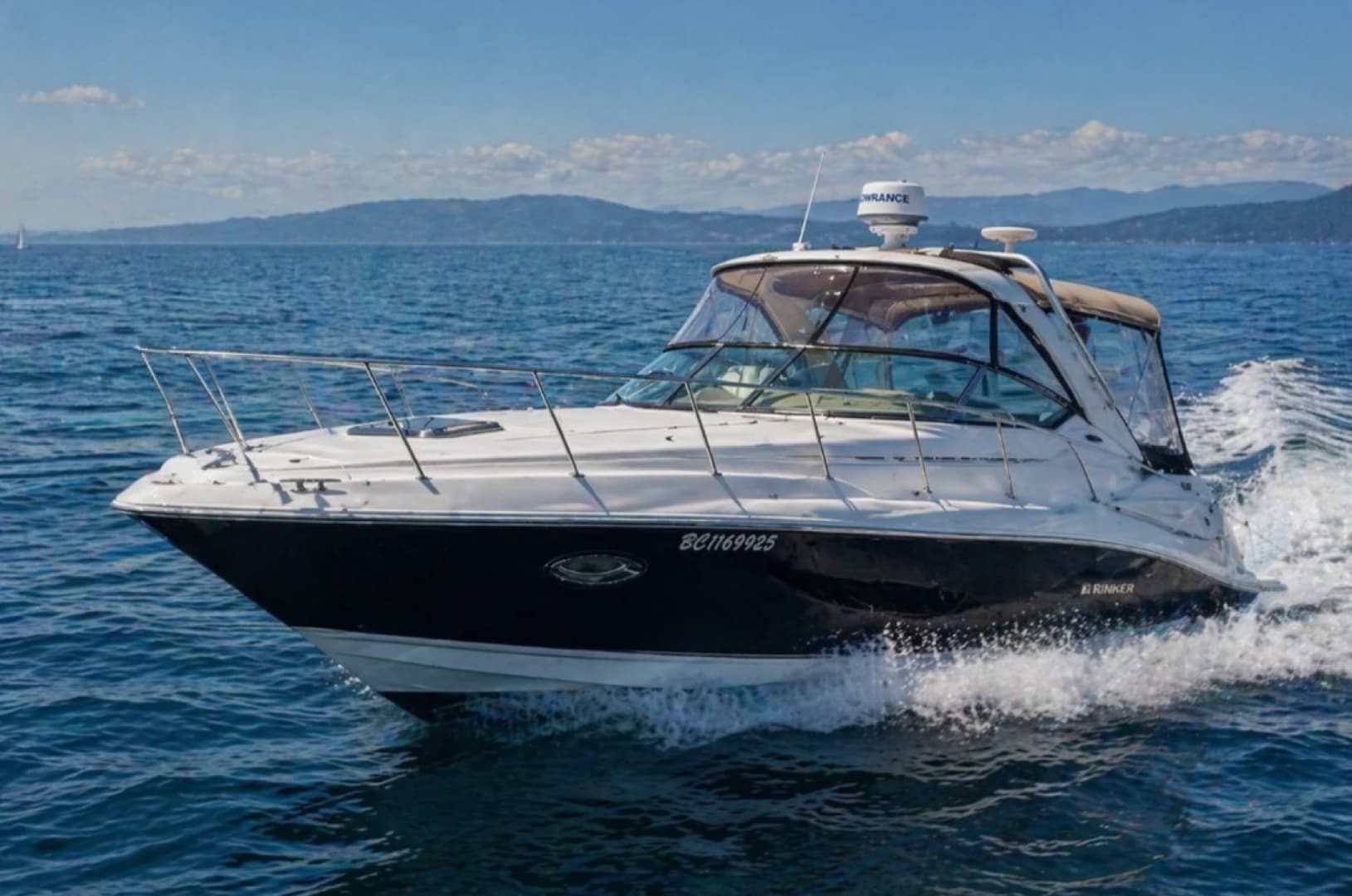 2008 Rinker 300 Express - photo 1 of 17
