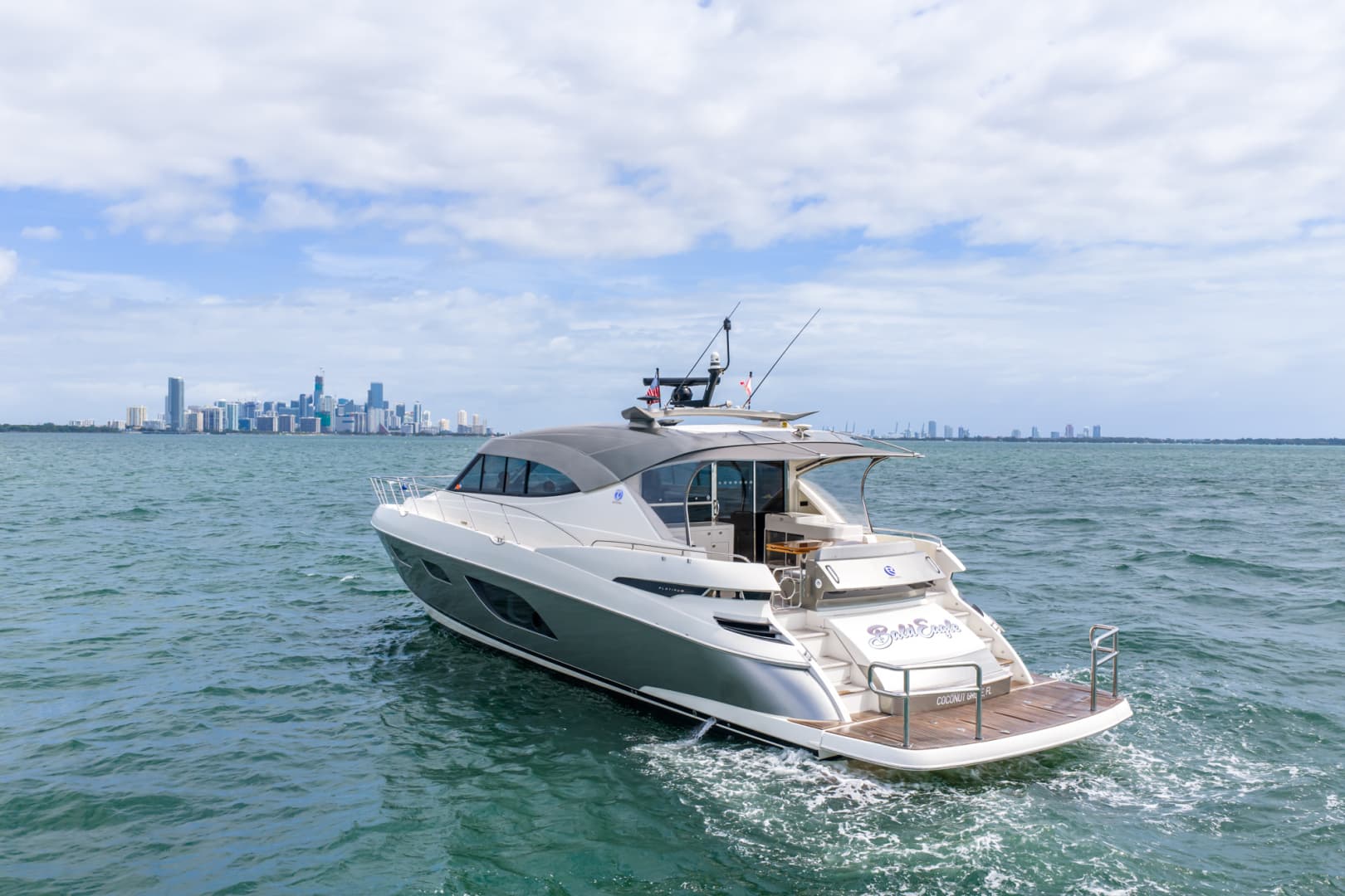 2024 Riviera SPORT YACHT