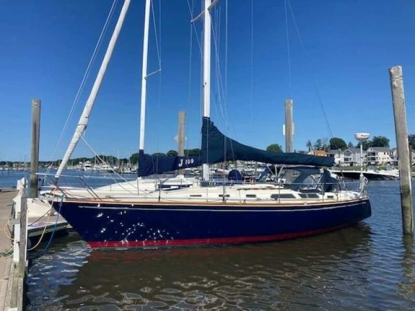 1990 Sabre 38 MK II - photo 1 of 18