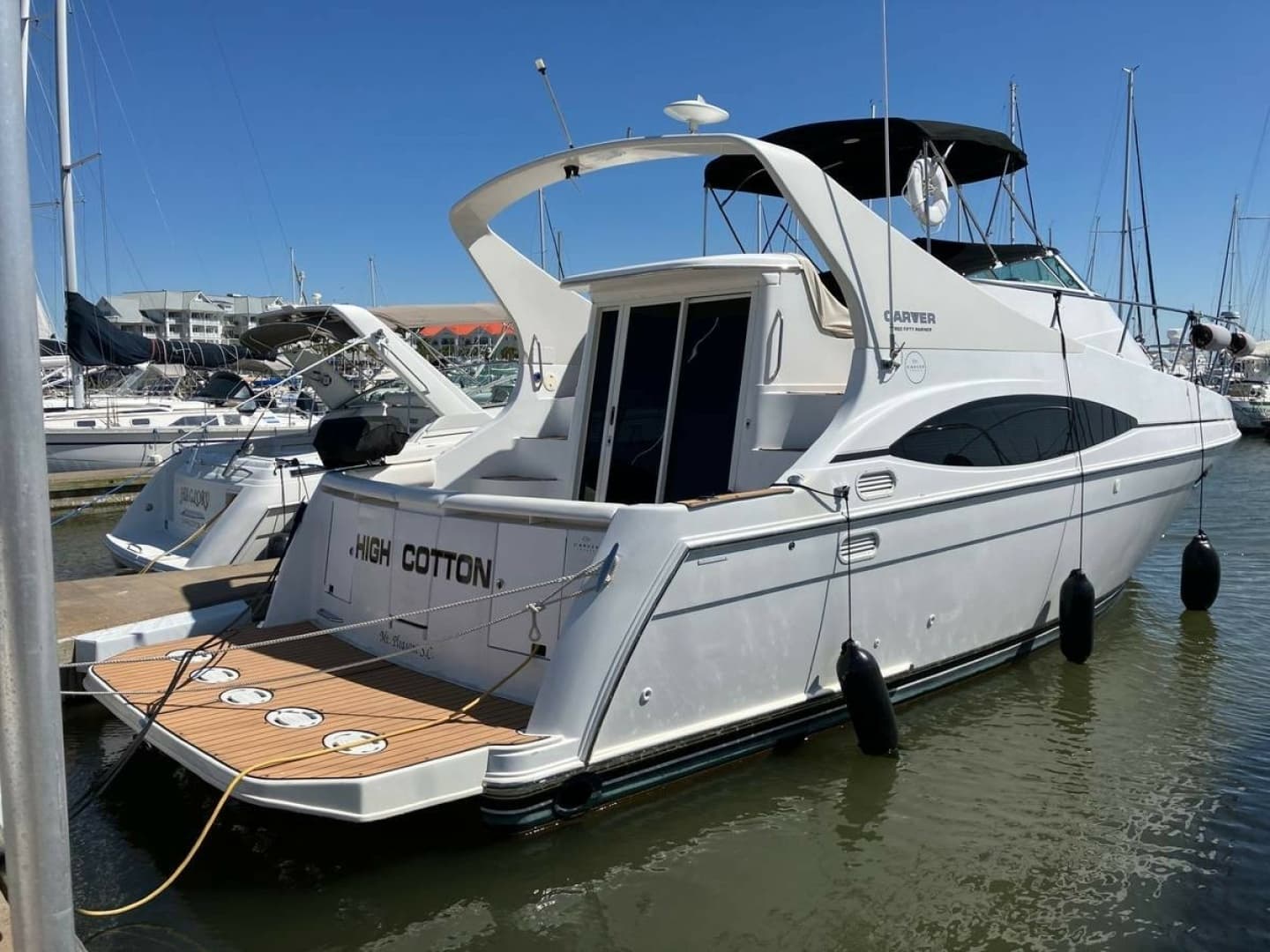 2003 Carver 350 Mariner - photo 1 of 13
