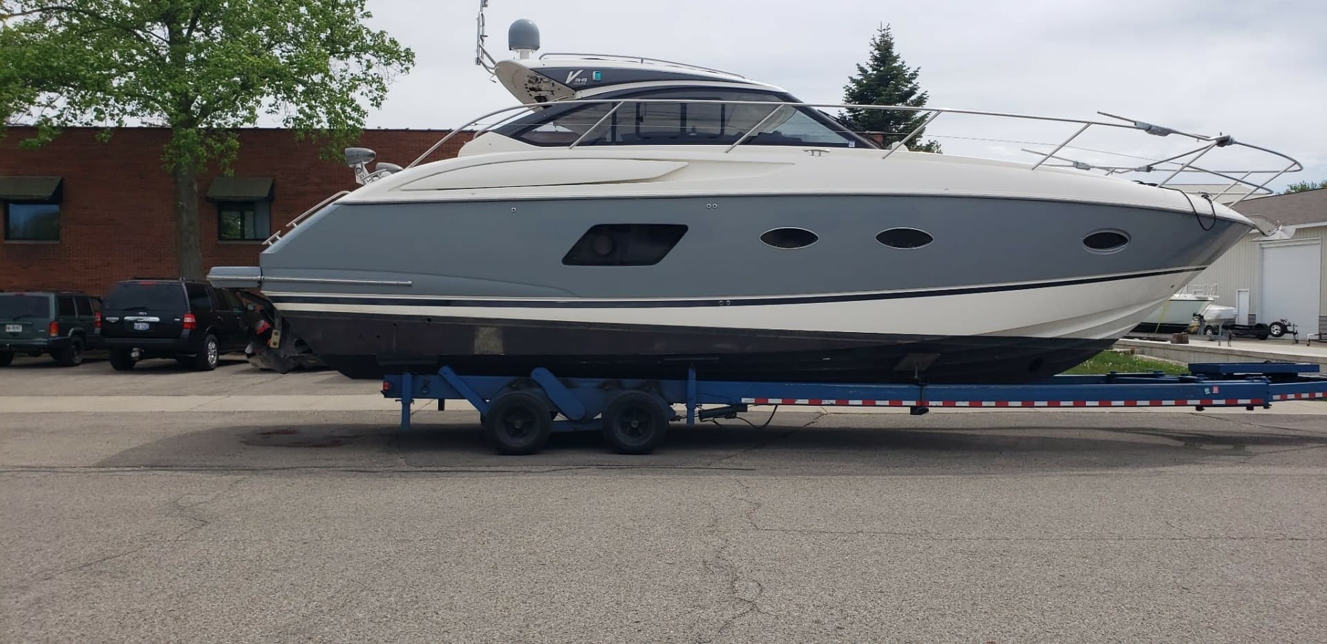 2013 Princess V39 - photo 1 of 23