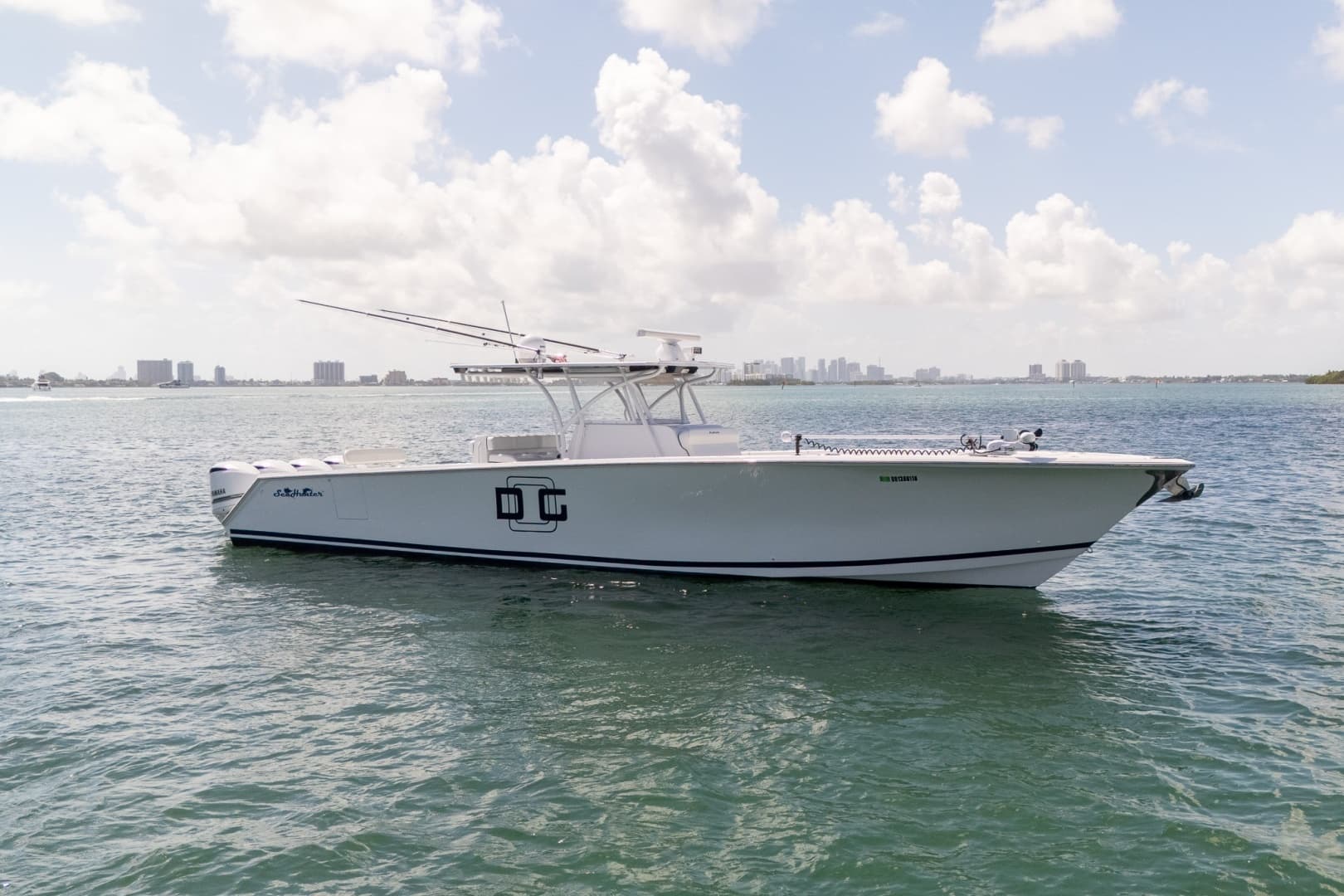2016 SeaHunter 45 SF - photo 1 of 25
