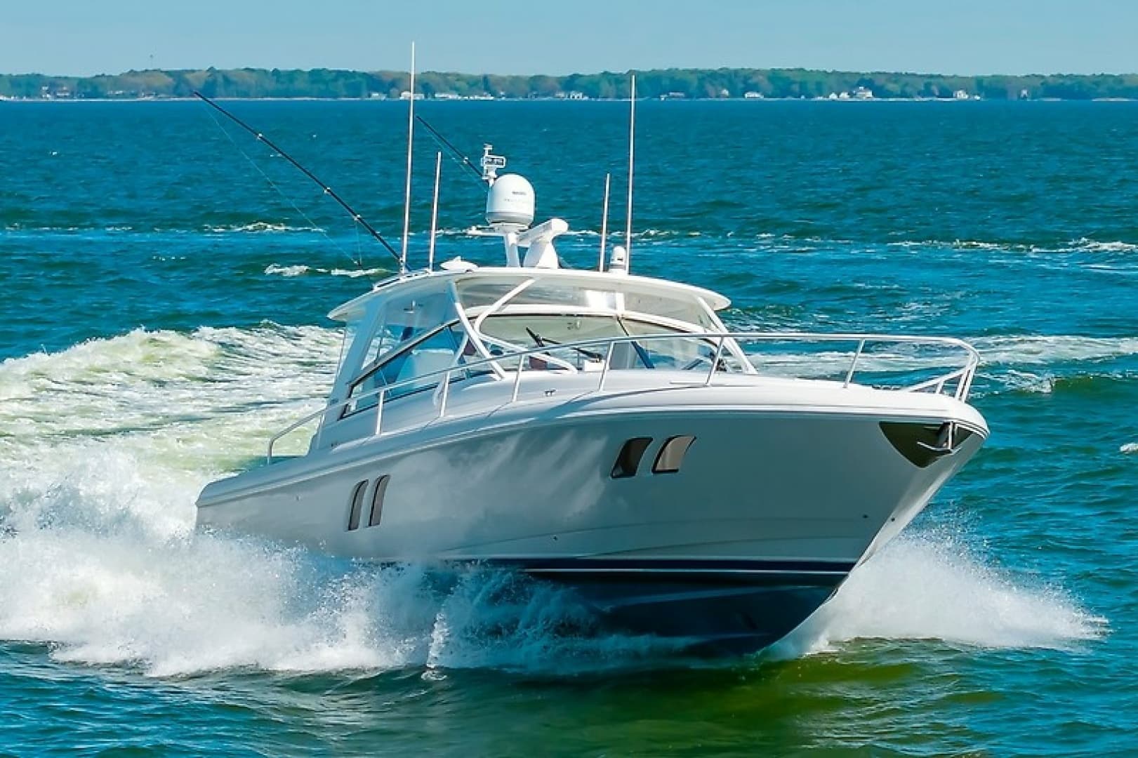 2010 Intrepid 475 Sport Yacht