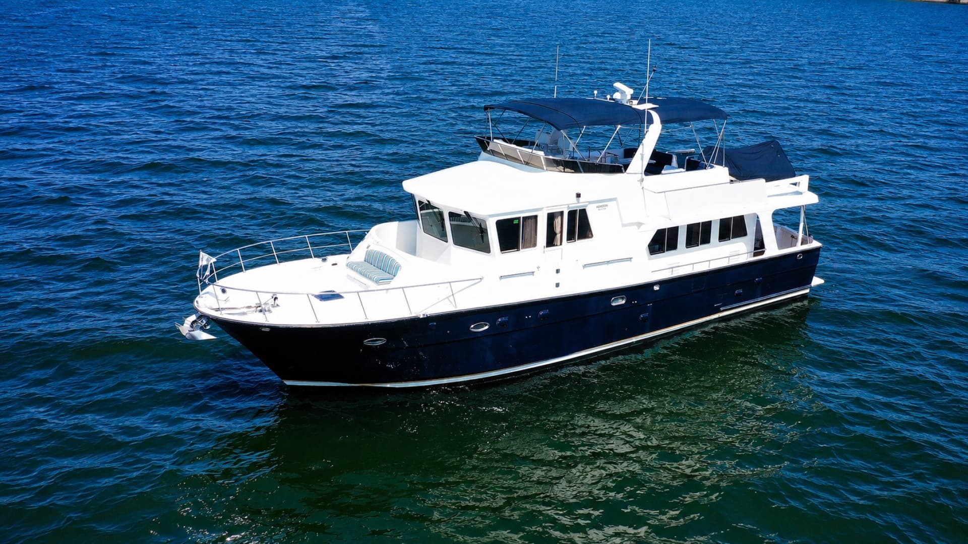2003 Jefferson 57 Pilothouse