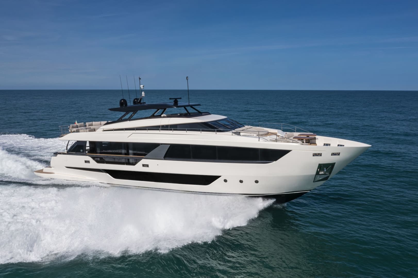 2023 Ferretti Yachts 1000