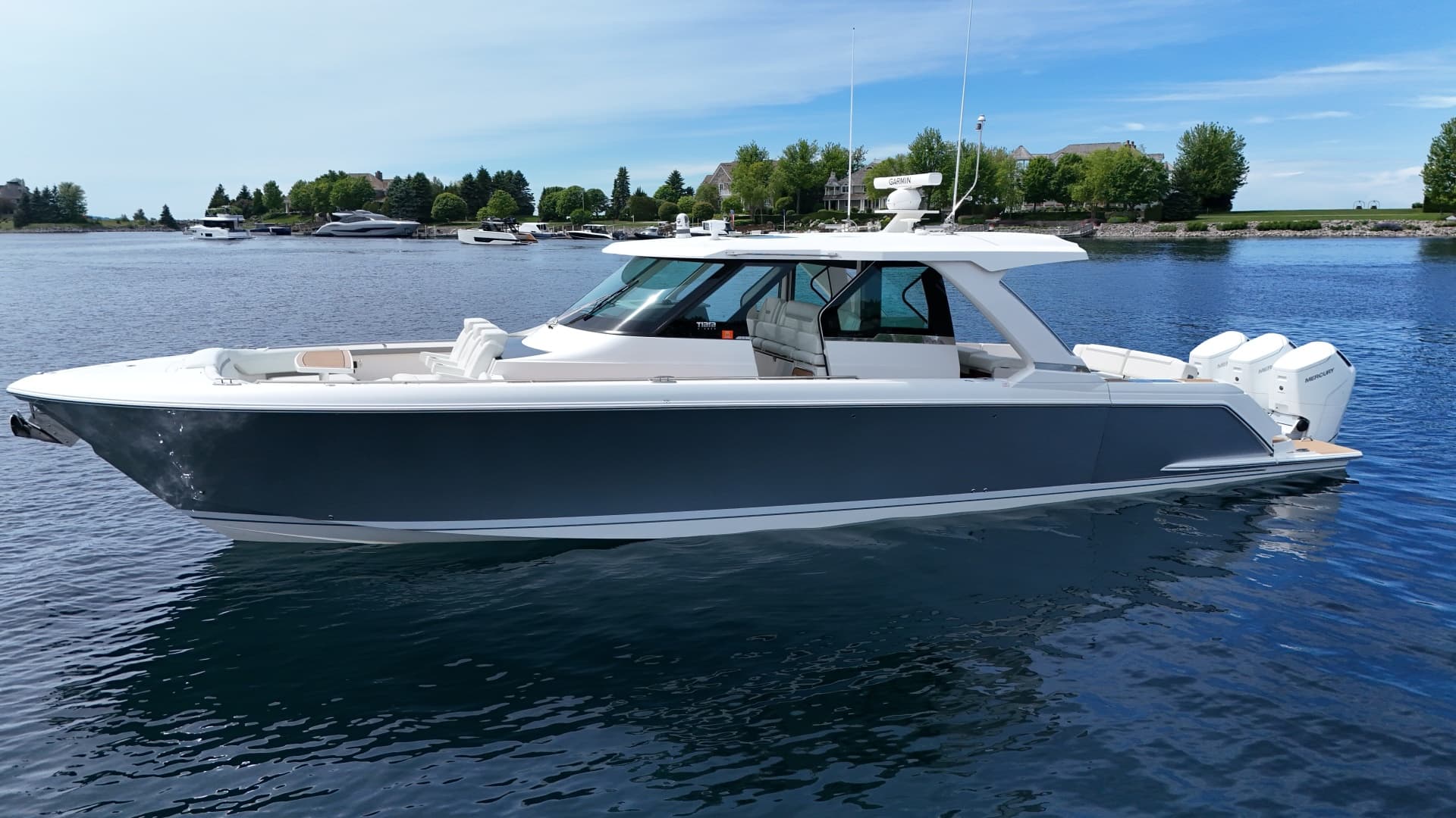 2023 Tiara Yachts 48 LS