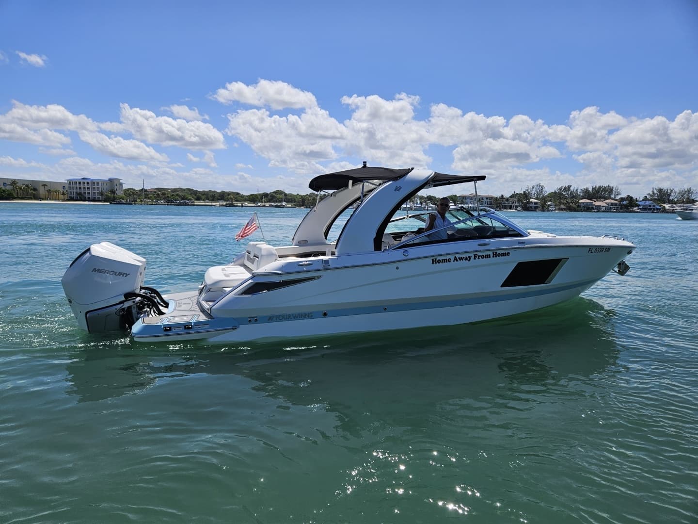 2020 Four Winns H290 OB - photo 1 of 32