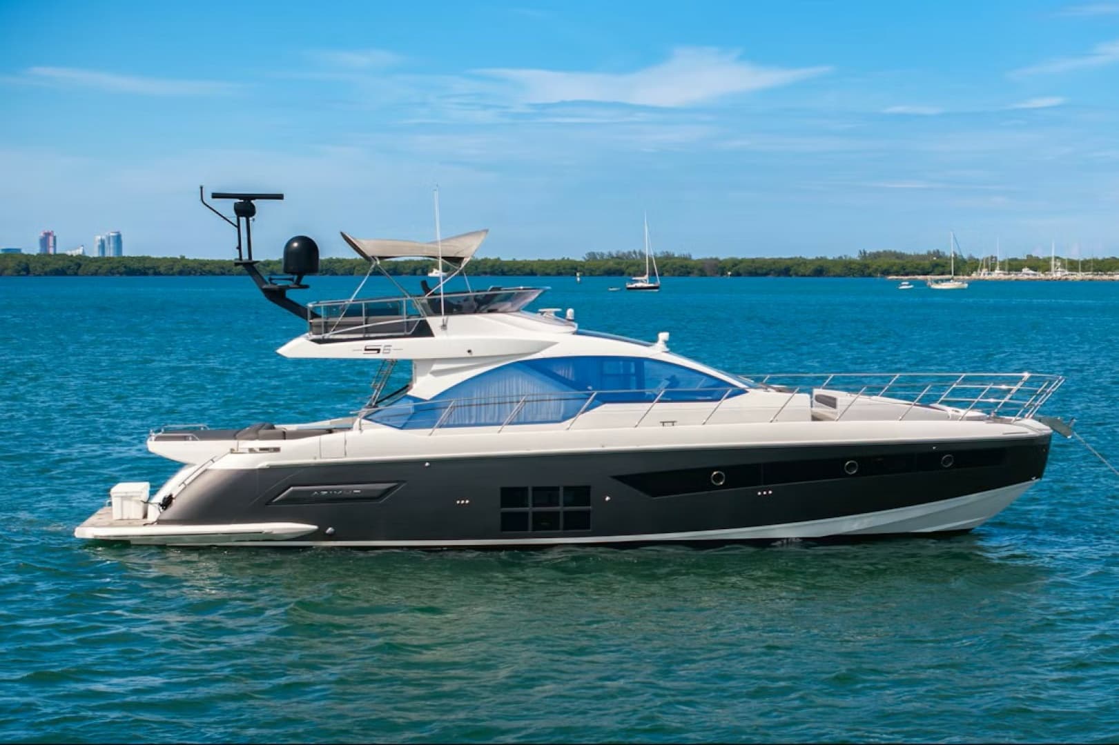 2021 Azimut S6 SPORTFLY - photo 1 of 30
