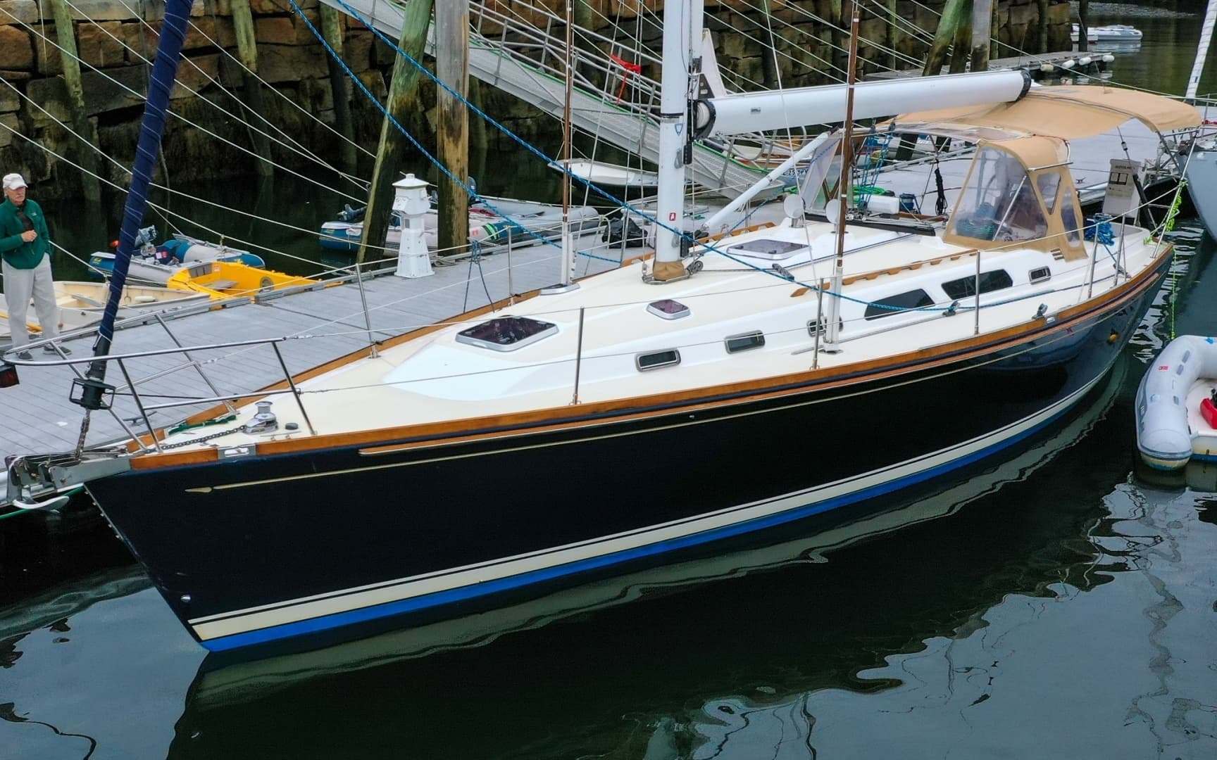 2004 Sabre 426 - photo 1 of 114