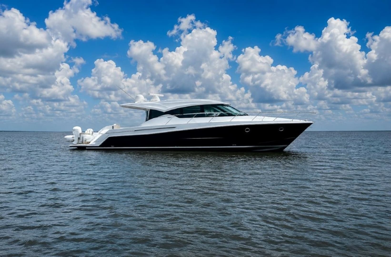 2017 Tiara Yachts C53 Coupe