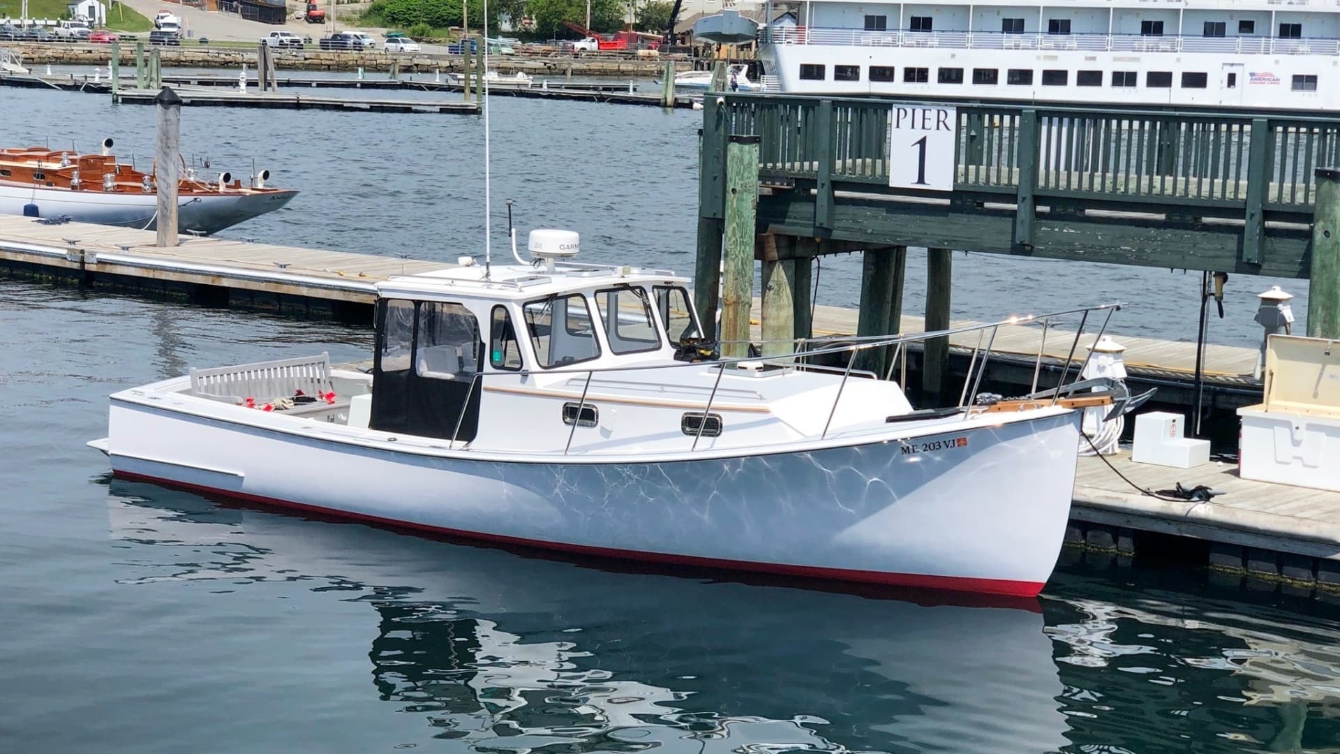 2015 Holland 32 - photo 1 of 85
