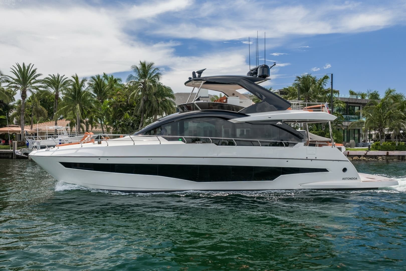 2024 Astondoa 66 Flybridge - photo 1 of 106