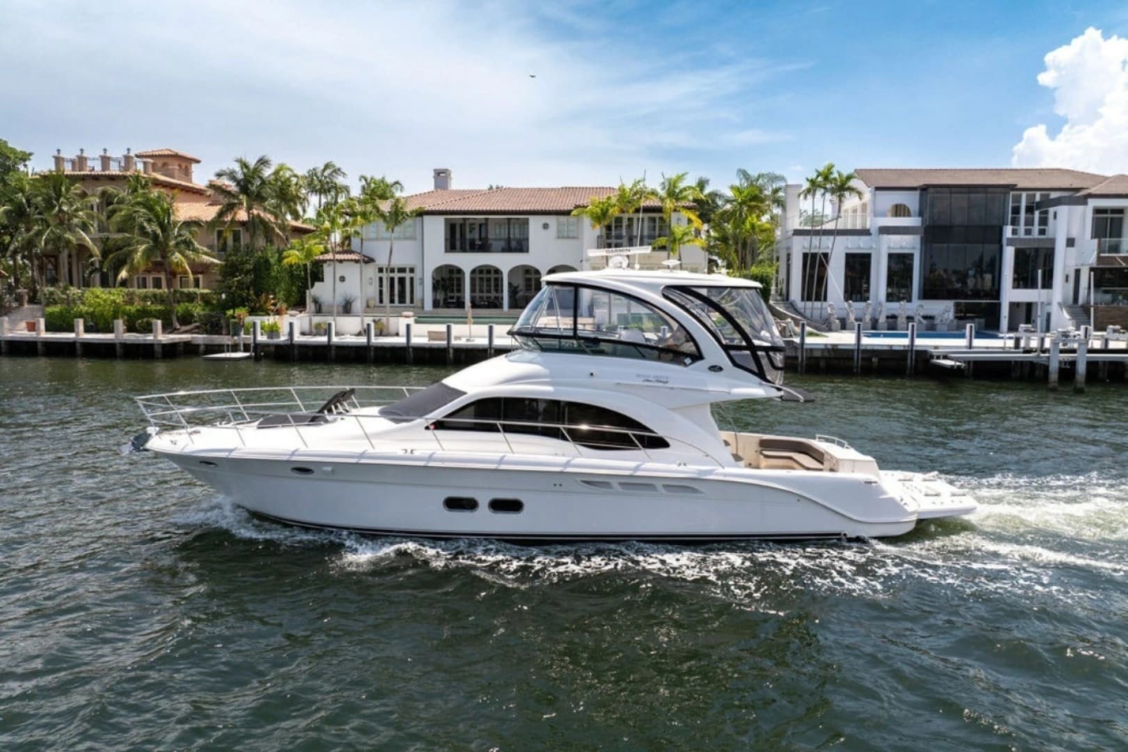 2010 Sea Ray 520 Sedan Bridge - photo 1 of 140