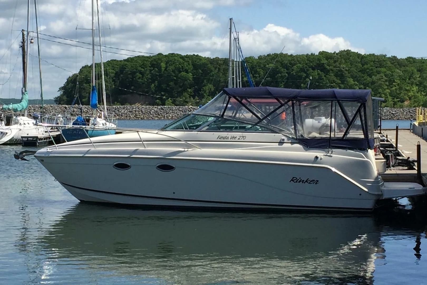 2003 Rinker Fiesta Vee 270 - photo 1 of 32