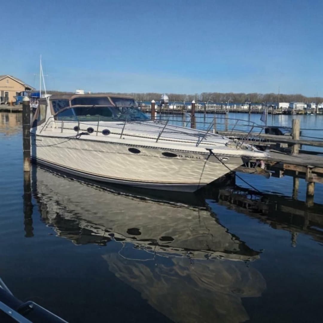 1994 Sea Ray 370 Express Cruiser - photo 1 of 41